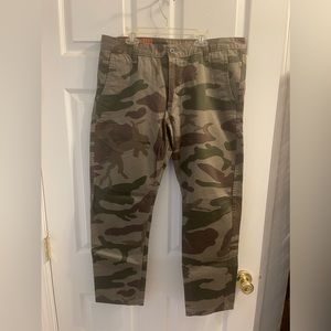 Mens Dockers Alpha Slim Fit Camo Pants NWOT